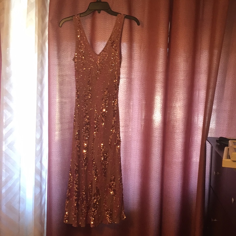 Dress - Picture 2 of 6